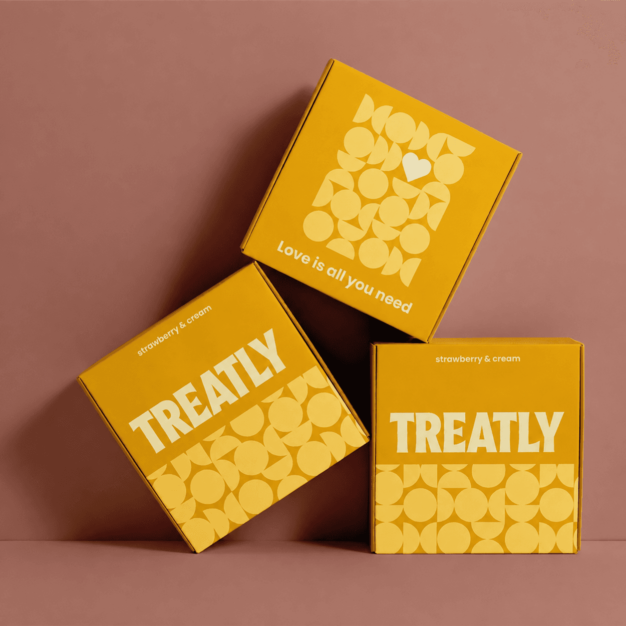 Treatly strawberry and cream custom yellow packaging boxes